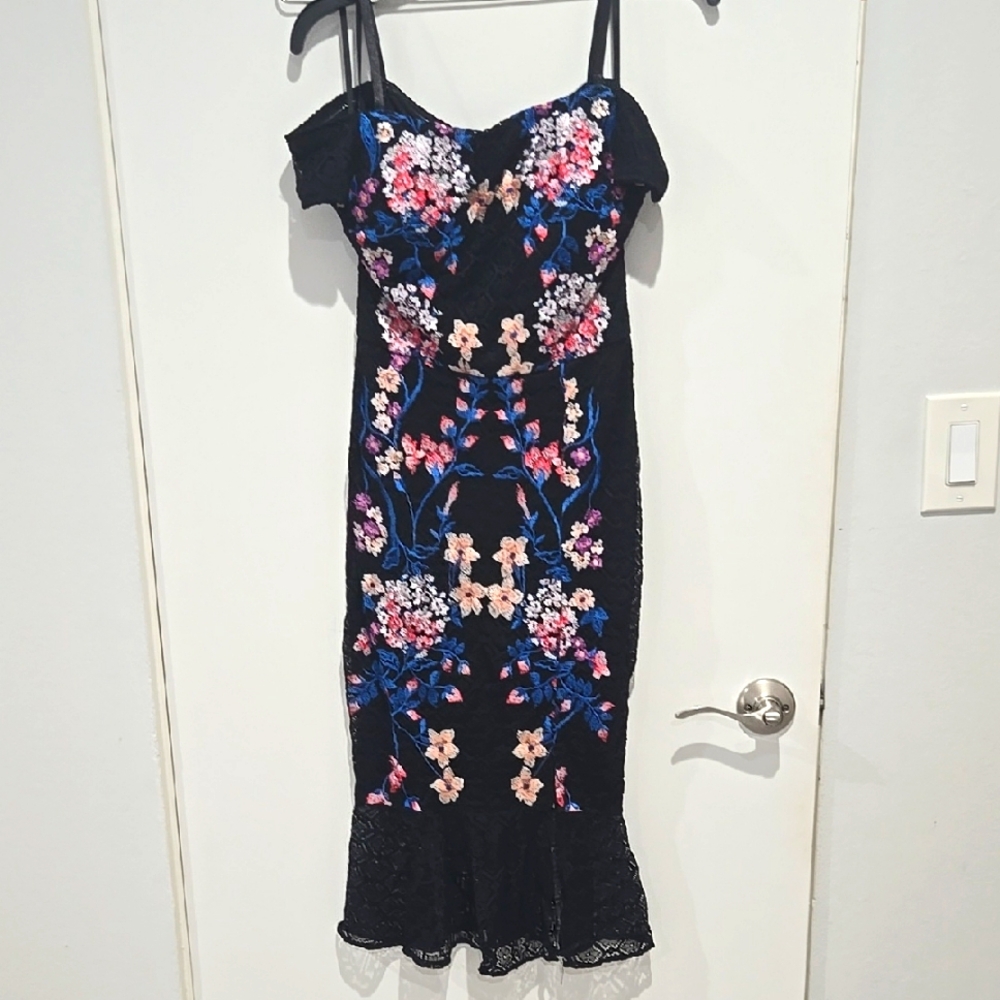 Guess Floral Embroidered Black Dress